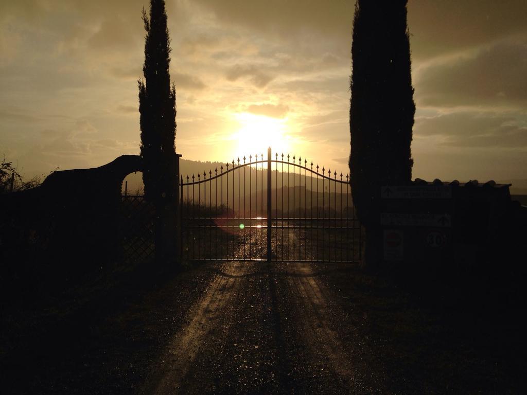 Agriturismo Alle Rose Volterra Eksteriør bilde